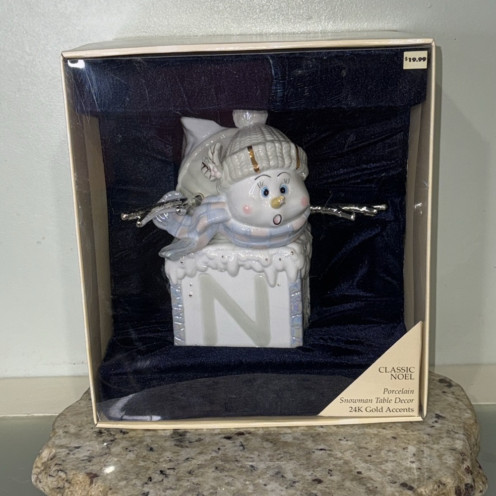 Classic Noel Porcelain Snowman Table Decor With 24k Gold Accents NIB